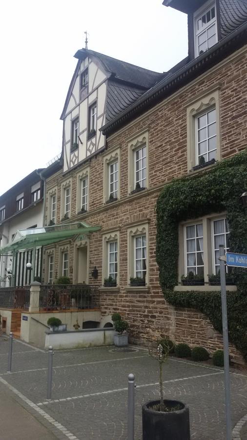 טראבן-טרארבאך Landgasthaus Am Ufer מראה חיצוני תמונה